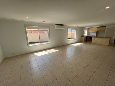 19  Westminster Avenue , Shepparton