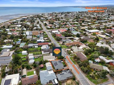 2 Croser Avenue, Aldinga Beach