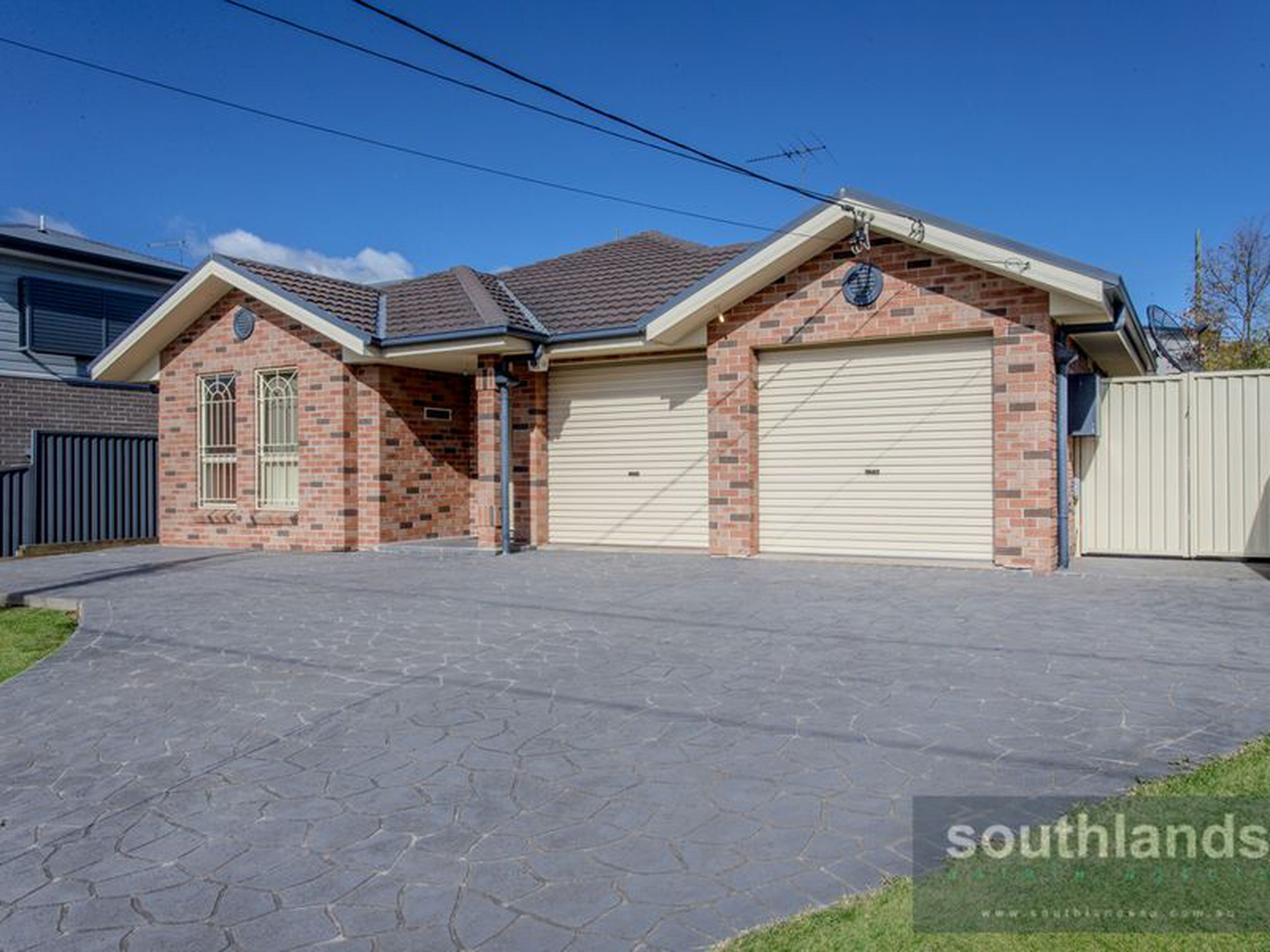 24 Anthony Crescent, KINGSWOOD