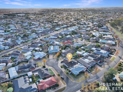 5 Sayer Court, Horsham