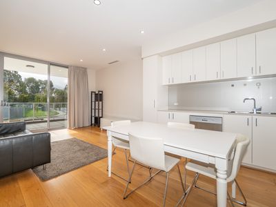 210 / 2 Rutland Avenue, Lathlain