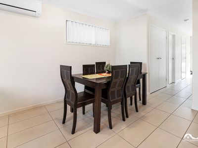 31 / 5 Angela Way, Pimpama