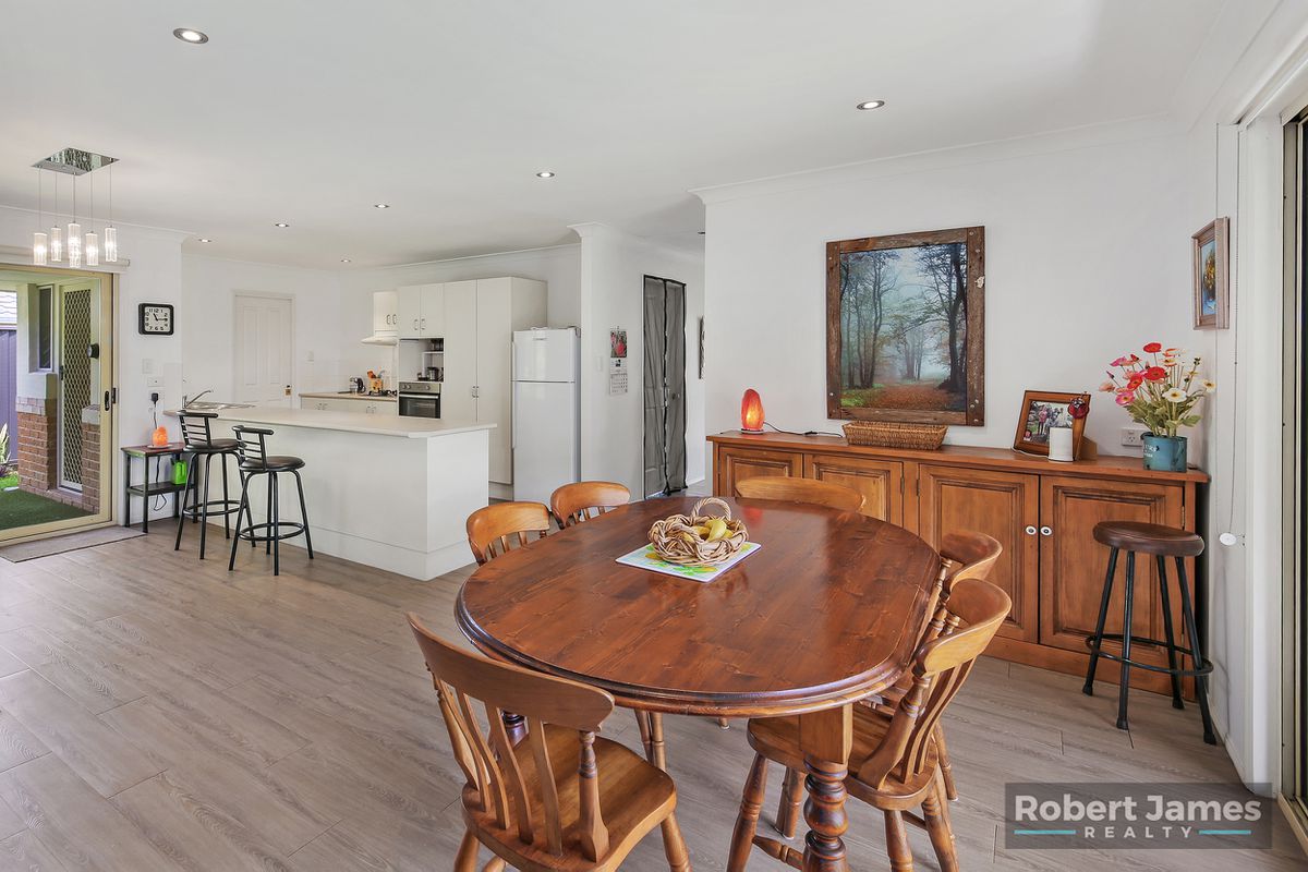 60 Bushlands Drive, Noosaville