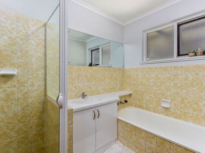 8 Hutchesson Street, Millicent