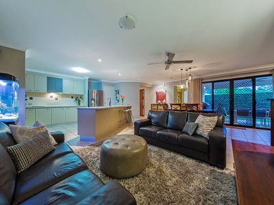 52 gordon crescent, Wakerley