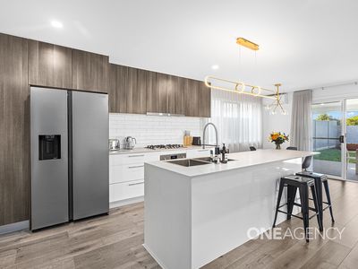 8b Saddleback Crescent, Kembla Grange