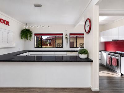 154 Pur Pur Avenue, Lake Illawarra
