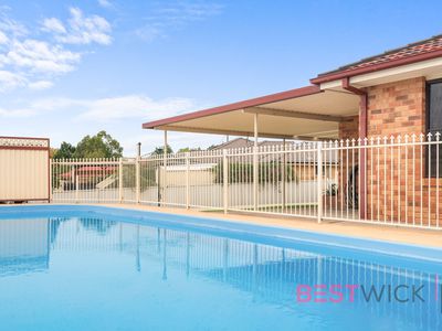 29 Ussher Crescent, Windradyne