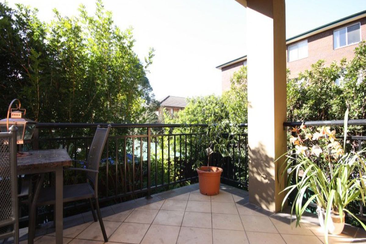 1-3 Tavistock Road, Homebush West