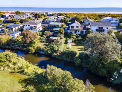 12 Moana Street, Otaki Beach