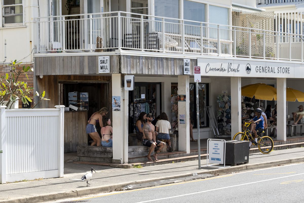 17 Regent Street, Currumbin