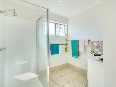 87 Redbank Plains Road, Goodna