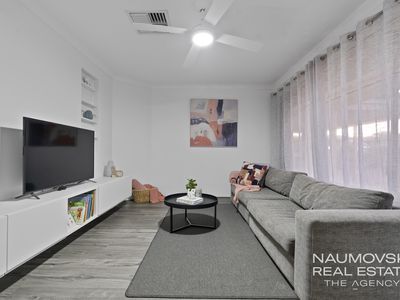 10 Gaby Way, Marangaroo