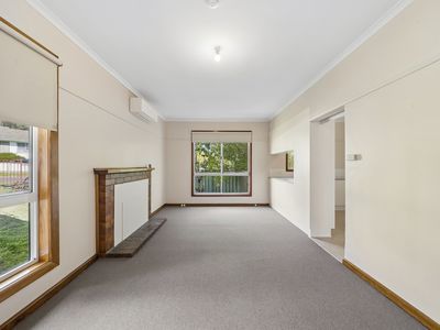 28 Chisholm Crescent, Seymour