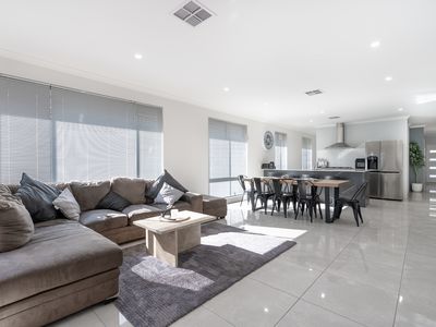 26 Lochern Road, Baldivis