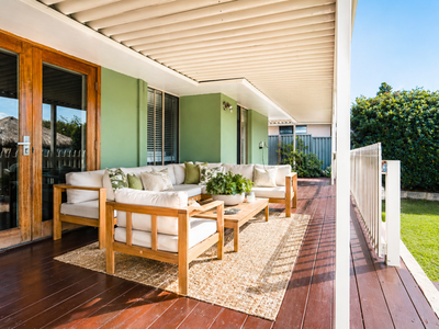 220 Summerlakes Parade, Ballajura
