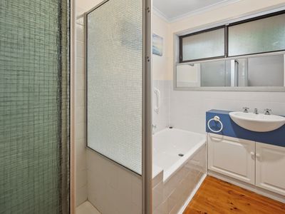 2 / 13 Bowen Street, Cranbourne
