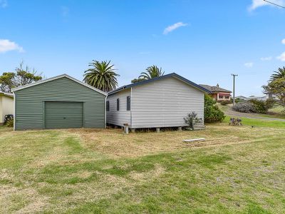 11 Corigliano Street, Beachport