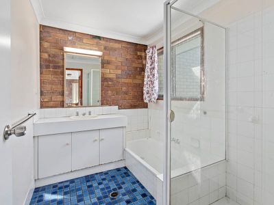 2 / 22 Beverley Avenue, Rochedale South