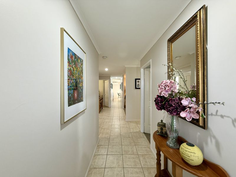 6 Bronton Way, Point Vernon, QLD, Point Vernon - Thumbnail 5