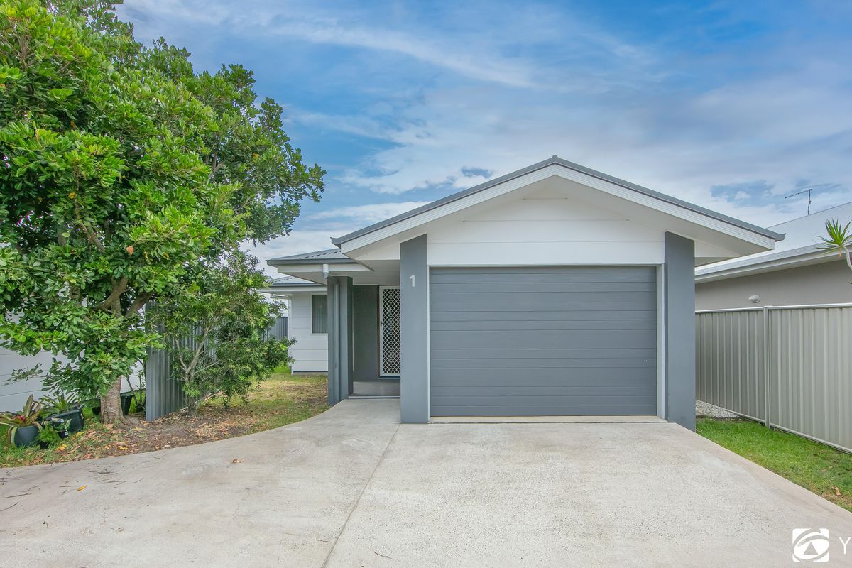 1 / 5 Bessy Close, Yamba