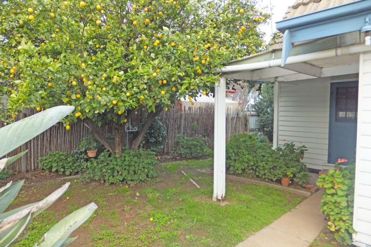 61 Midland Highway, Stanhope