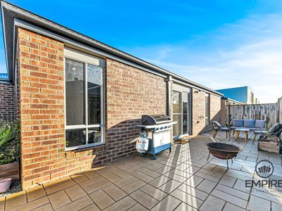 13 Savage Way, Clyde North