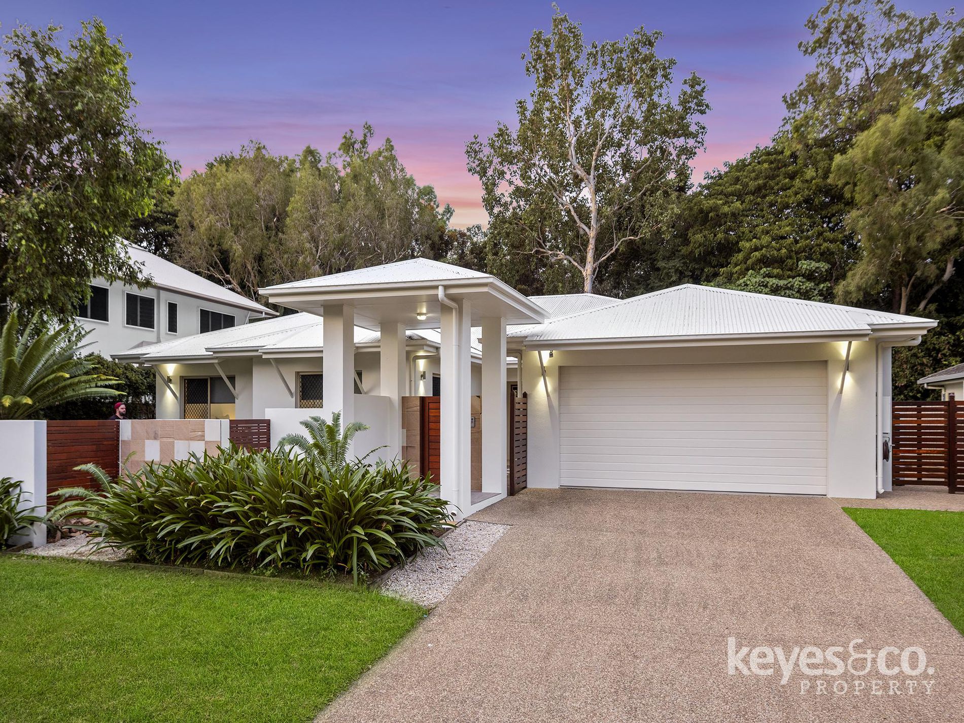 2 Haven Place, Douglas