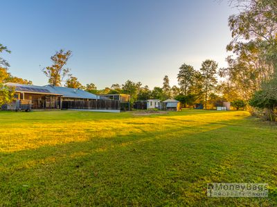 19-23 Crows Ash Court, Flagstone