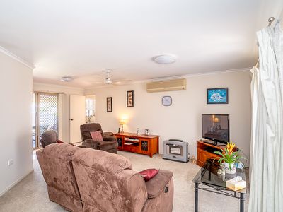 42 Ibis Boulevard, Eli Waters