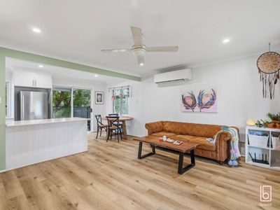 24 Nicholson Crescent, Toukley