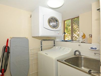 2 / 383 esplanade, Torquay