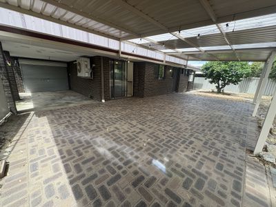 3 Taplow Court, Kelmscott