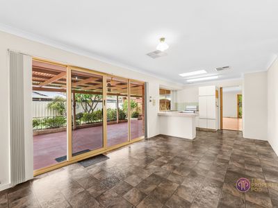 47 Lakesend Road, Thornlie