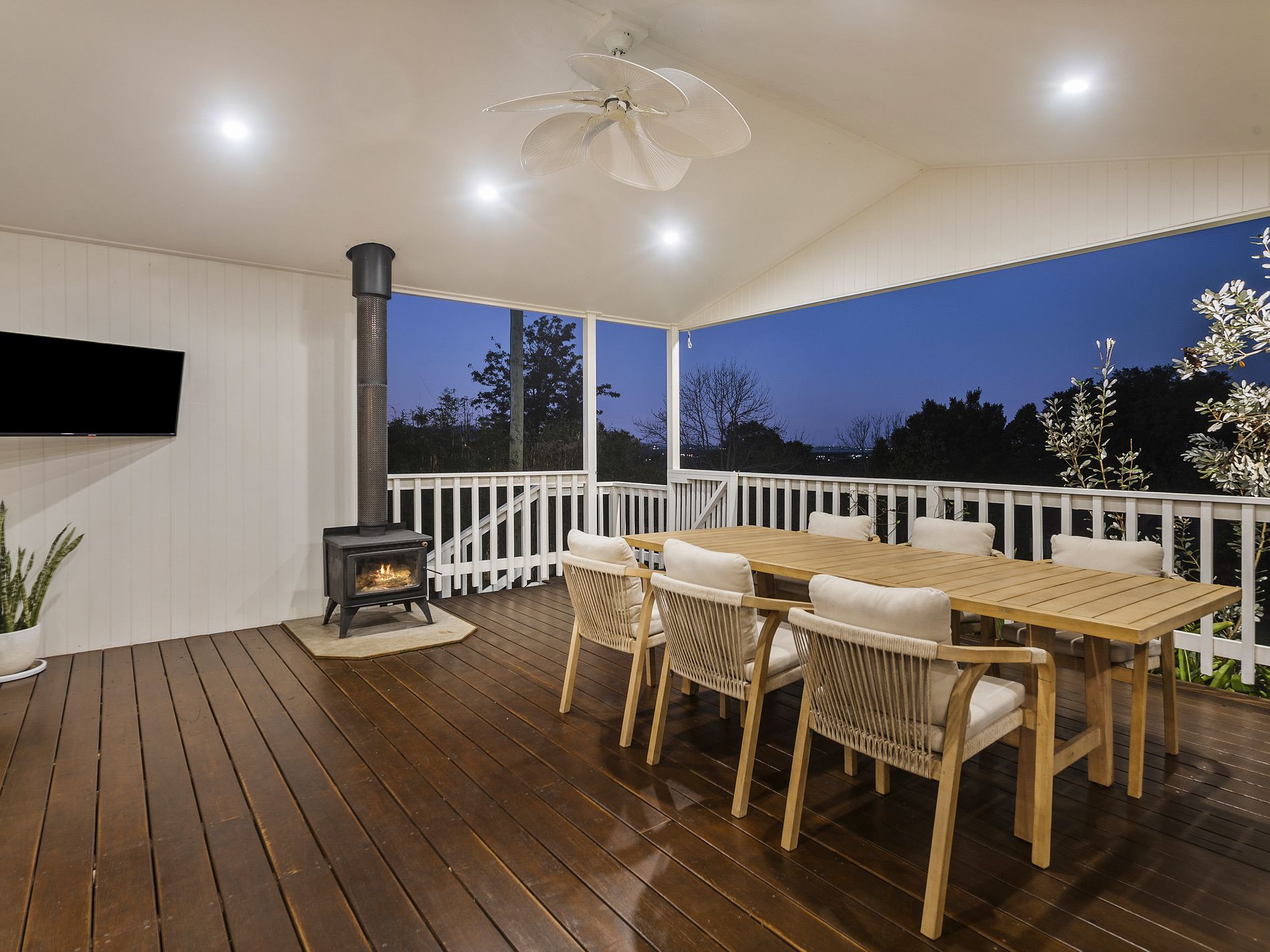 13 Pleasant View Close, Albion Park