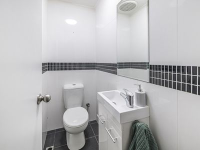 10 Little Shenton Lane, Northbridge