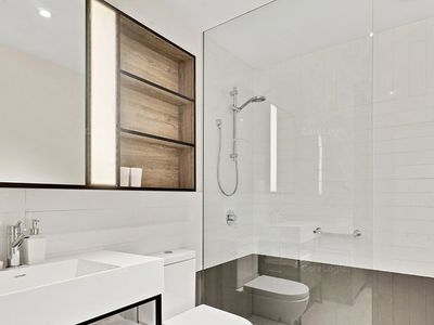 132 / 33 Quay Boulevard, Werribee South
