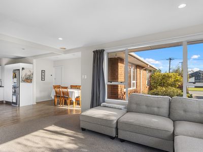 38 Greenhaven Drive, Burwood