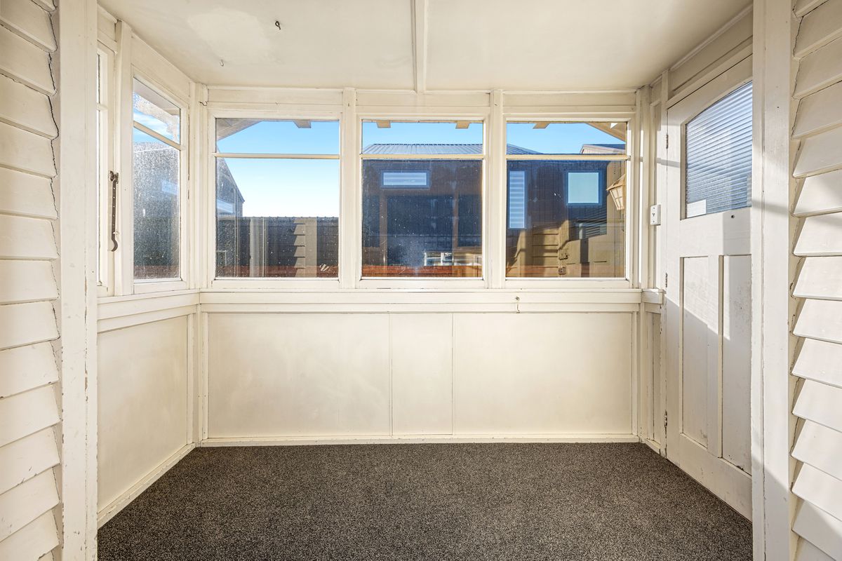 50 Lindsay Street, Edgeware