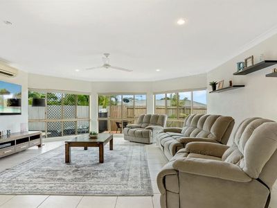 6 Ellestree Close, Redlynch