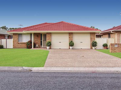 8 Tucana Place, Forster