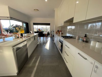 9 Amadeus Avenue, Dubbo