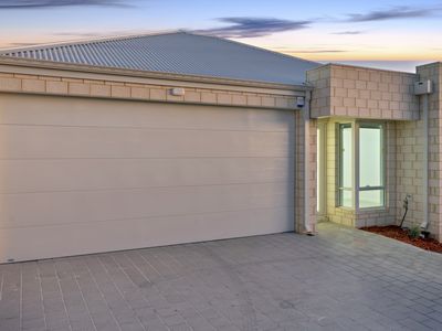 1-5 / 153 Hillsborough Drive, Nollamara