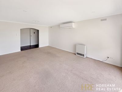 28 Derimal Street, Horsham