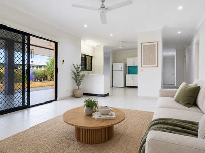 10 Rose Street, Gunn