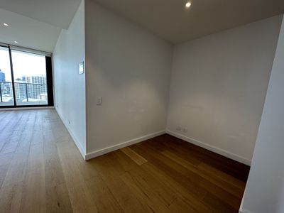 2708 / 82 Hay Street, Haymarket