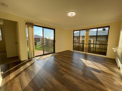 3A John Brass Place, Dubbo