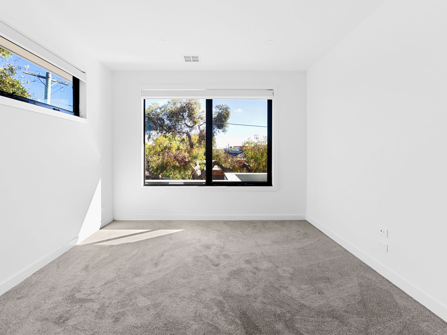 36 Stapley Crescent, Altona North