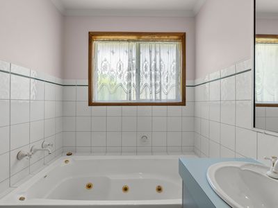 4 Chaucer Place, Ulladulla