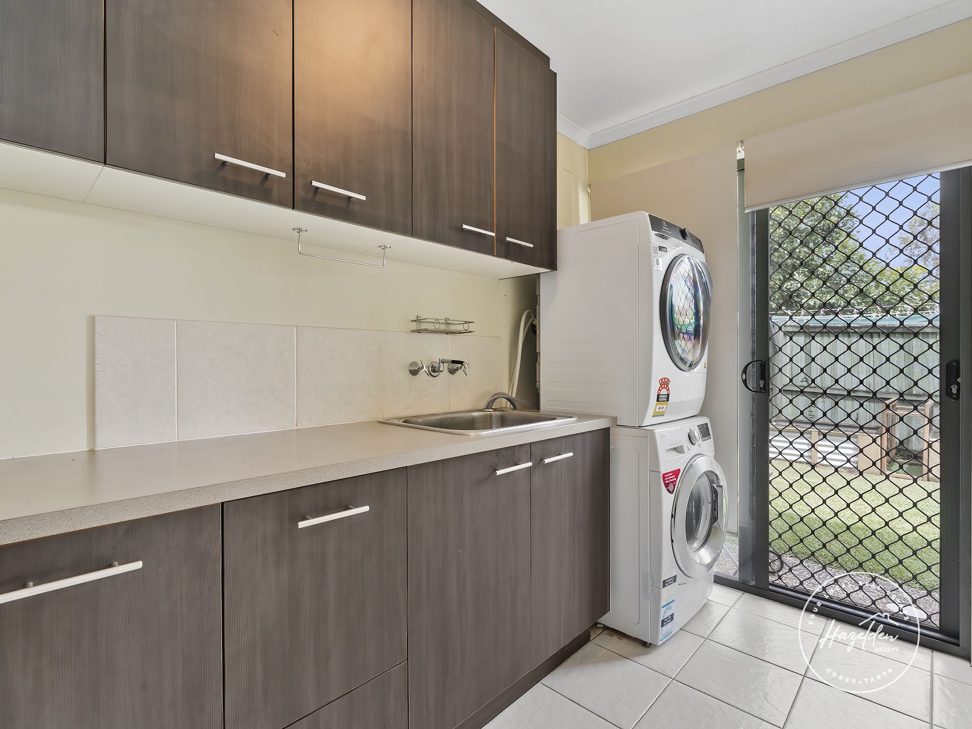 114 Pikes Road, Glass House Mountains